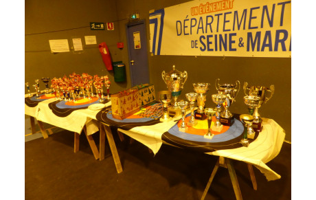 Salle d'ESBLY   Les 6 départs étaient pleins......