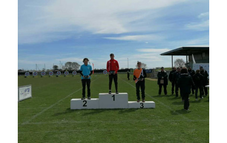 1ère étape des TNJ Antoine sur le podium